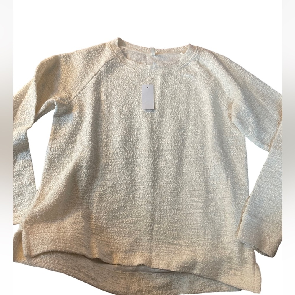 Lou and Grey for Loft Top! 329 - Picture 4 of 8